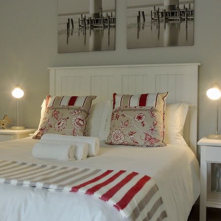 La Mer Guesthouse Port Elizabeth Ngoại thất bức ảnh