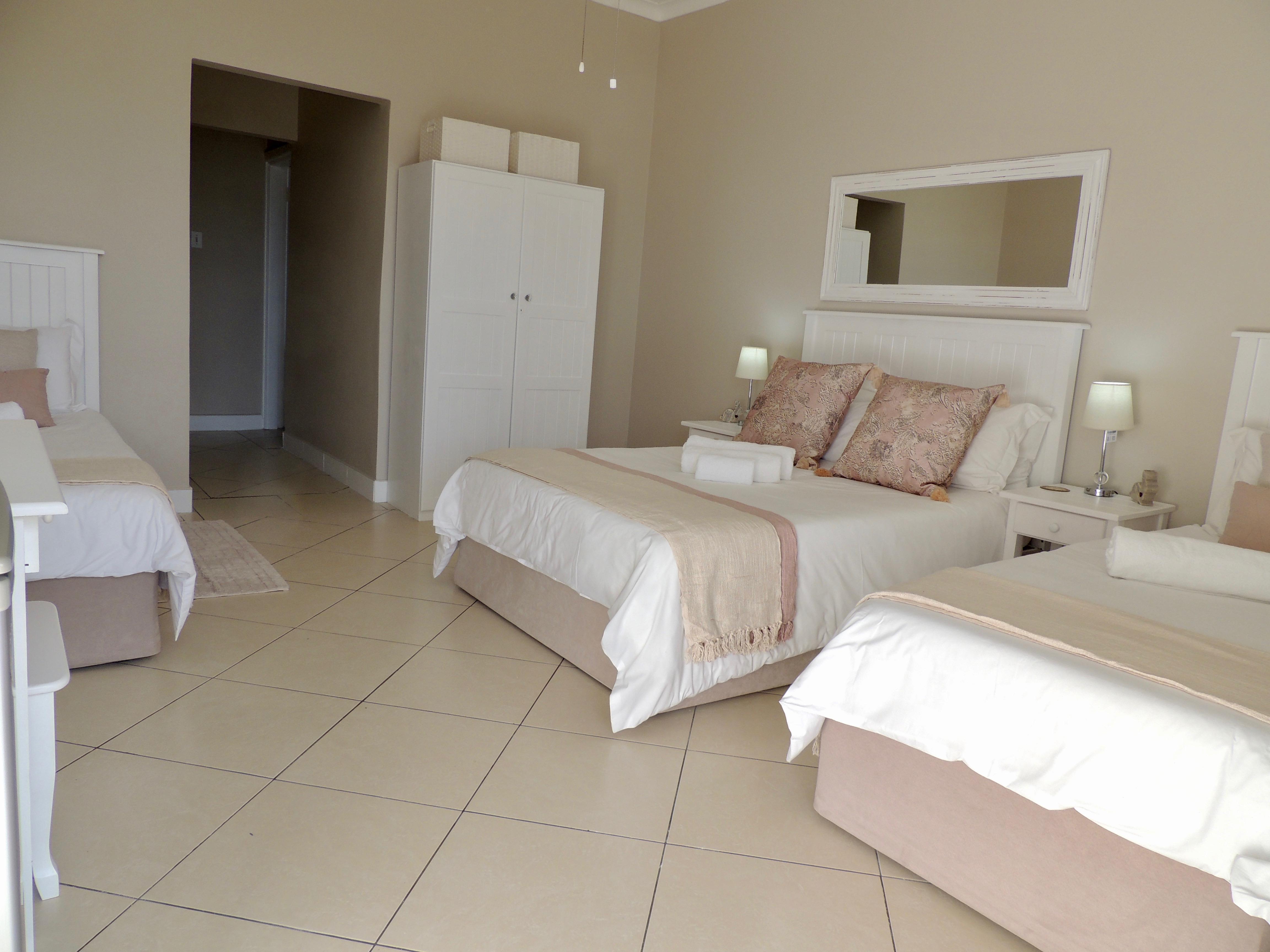 La Mer Guesthouse Port Elizabeth Ngoại thất bức ảnh