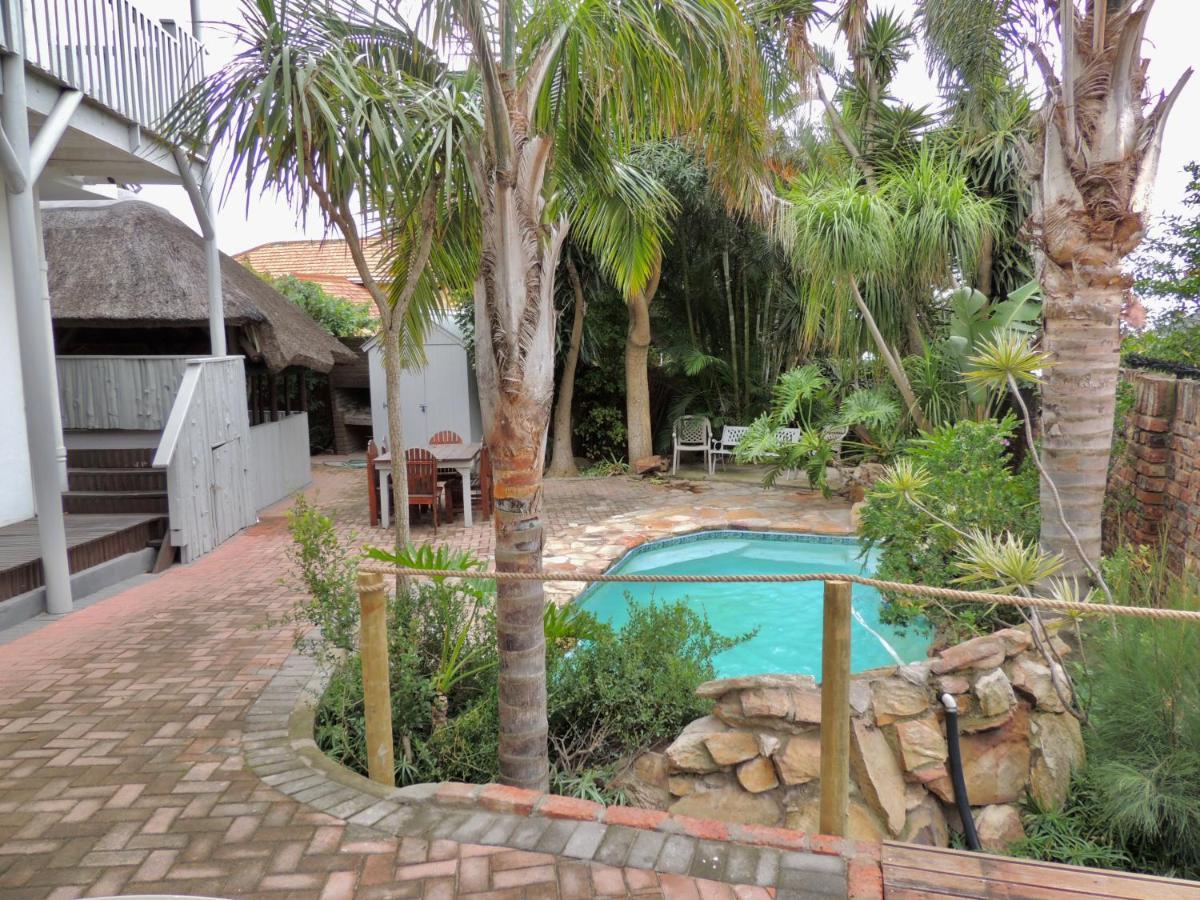 La Mer Guesthouse Port Elizabeth Ngoại thất bức ảnh